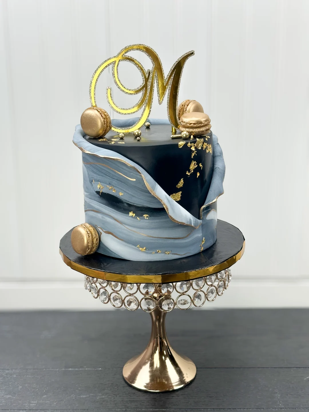 MARBLE STYLE CAKE