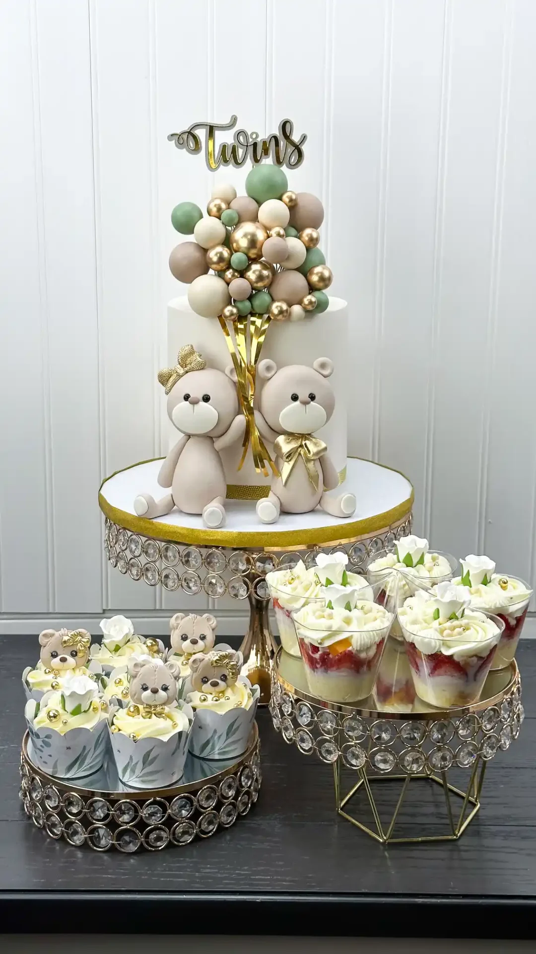 TWINS CAKE